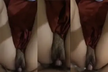 Bokep Indo Memek Tebal Di Kamar Kostan Ranjang poster
