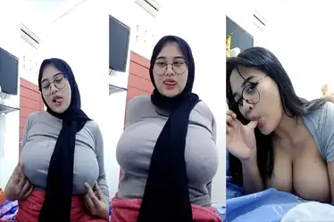 Bokep Jilbab Acha Hijab Toket Gede Cantik Kost poster
