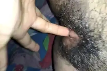 Cewek Super Cantik Ngeseks Sampai Basah poster